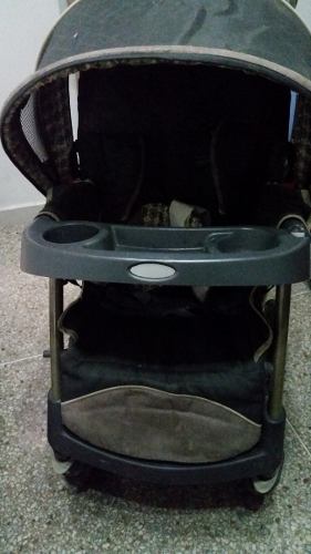 Vendo Juego De Coche,corral Y Porta Bebe Graco