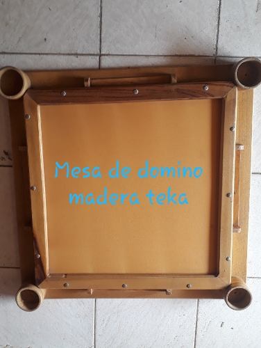 Mesa De Domino En Madera Teka Magdaleno