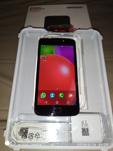 Telefono Motorola E4 Con Lector De Huellas Y Android 8