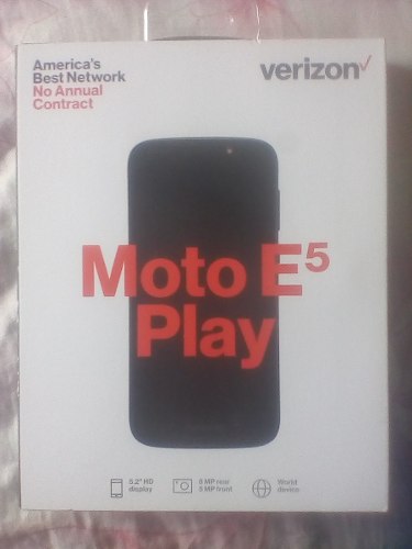 Teléfono Celular Motorola E5