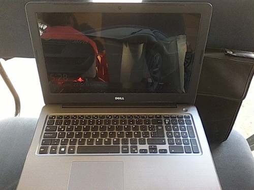 Laptop Dell Inspiron15
