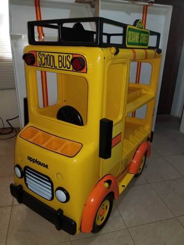Autobus Escolar - Exhibidor De Juguetes Y Peluches
