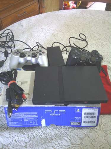 Play Station 2 Con Dos Controles A Buen Precio