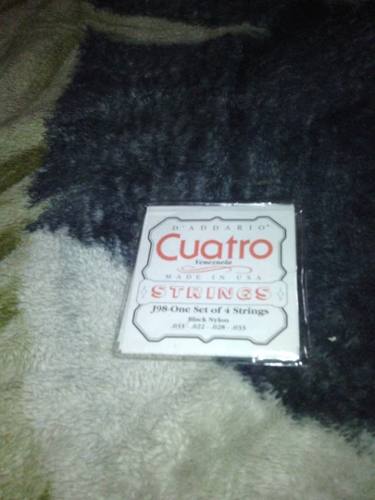 Vendo Set De Cuerdas De Cuatro