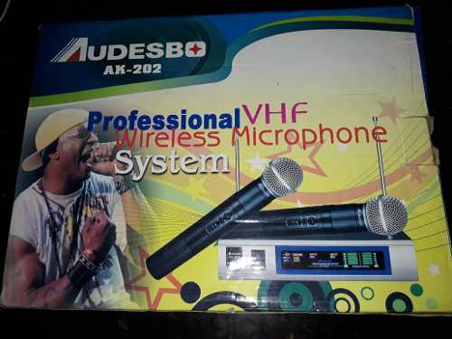Micrófonos Inalámbricos Audesbo Ak-202 Professional. Usado