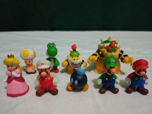 Figuras Minuaturas Coleccionables De Mario Bowser Yoshi Toad
