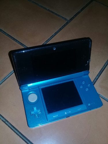 Nintendo 3ds.color Azul Metalizado. Poco Uso Perfecto Estado