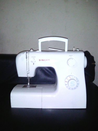 Maquina D Coser Singer 