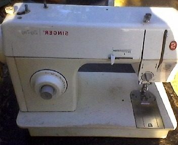 Maquina De Coser Singer