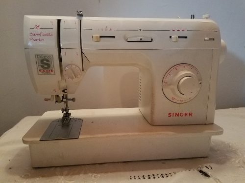 Maquina De Coser Singer  C Facilita Premium