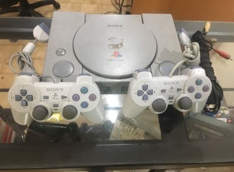 Playstation 1 Con 2 Controles Funcional