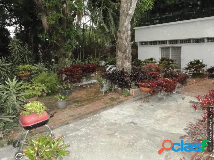 Casa en Venta Country Club MG1 MLS14-9997