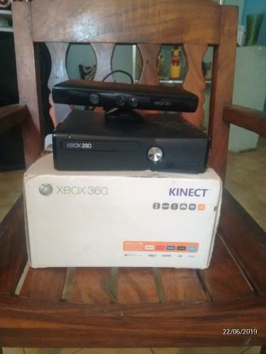 X-box 360 Con Sensor Kinect En Perfecto Estado