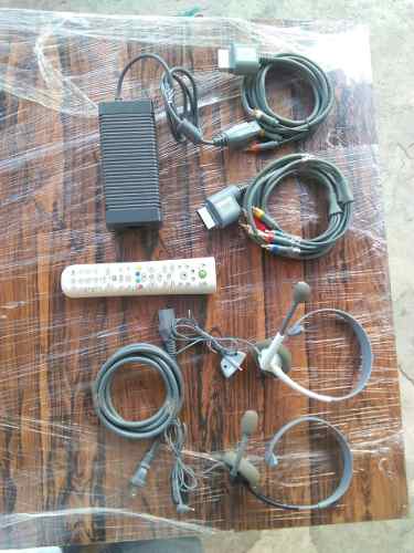 Xbox 360. Cables, Conexiones, Accesorios.