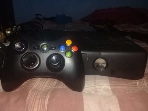 Xbox 360 Rgh 320gb 2 Controles+2 Guitarras Y Mucho Mas