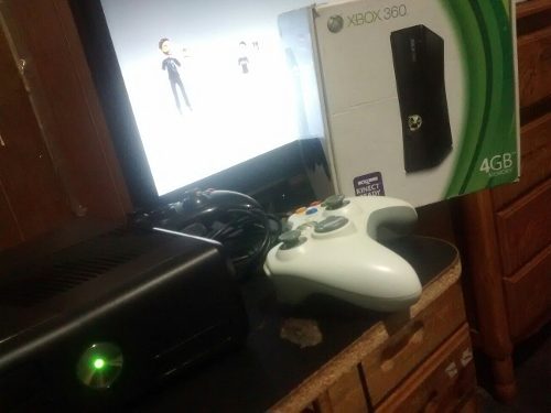 Xbox 360 Slim Como Nuevo L.t  Juegos Fisico.