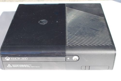 Xbox 360 Slim E