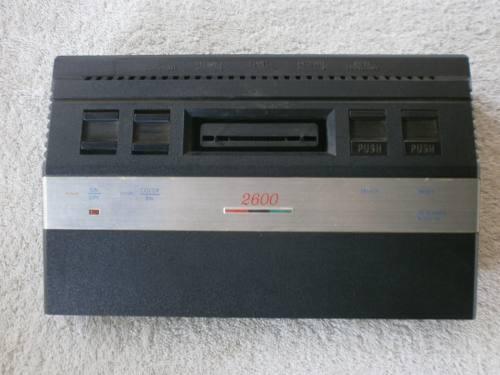 Atari 2600 Jr (32 Juegos Incorporados) + 5 Cartuchos Juegos