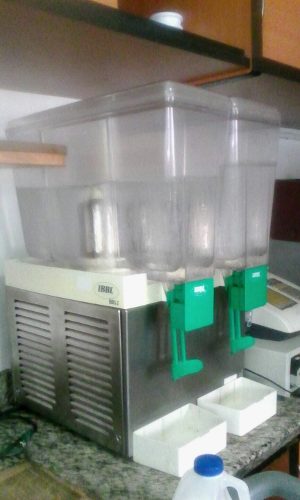 Dispensador De Jugo En Frío