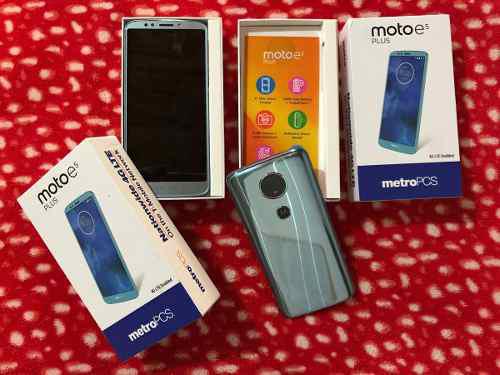 Teléfono Motorola Motoe5 Plus Color Azul