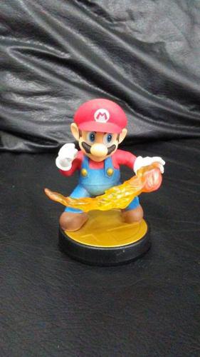 Amiibo's Super Smash Bros For Wii U Mario & Link