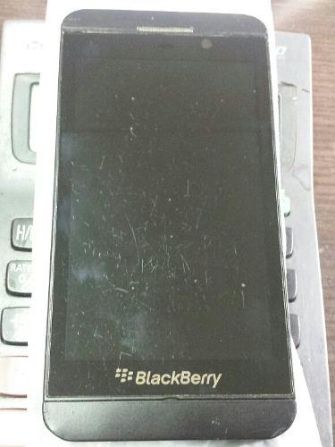 3/4 Blackberry Z10 Stl100-1
