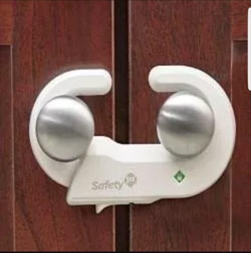 Protector Seguro De Gavetas Para Bebes Marca Safety Nuevo.