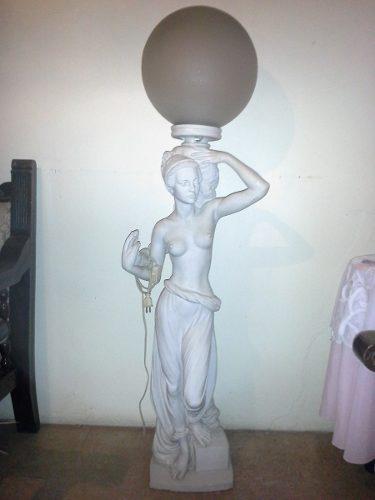 Lámpara Escultura De Marmolina Sin Bulbo Negociable