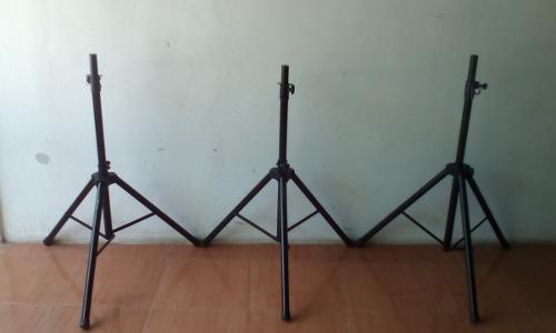 Paral O Tripode De Cornetas Marca Sound Barrier