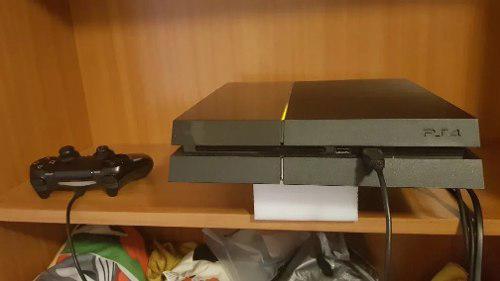 Ps4 Negro 500gb Como Nuevo, En Su Caja Todos Sus Accecorios!