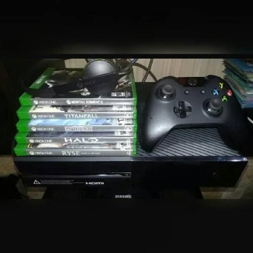 Vendo Xbox One 5 Juegos, 1 Control Todo En Perfecto Estado.
