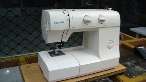 Maquina De Coser Domestica Yamata