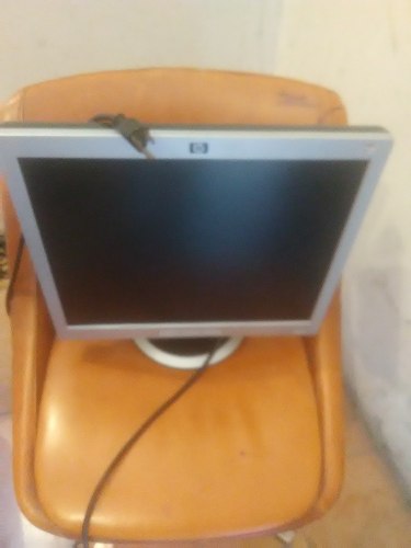 Monitor Hp De 17 En Perfecto Estado