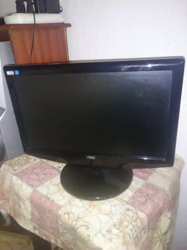 Monitor Para Pc 17 Pulgadas.(55 V)