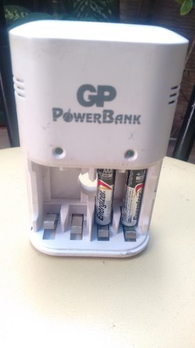 Cargador De Baterias Gp Power Bank. Ver Descripcion Producto