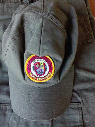 Uniforme Nuevo Patriota Con Insignia De La Milicia Con Gorra