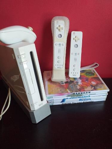 Nintendo Wii, Dos Controles Y Nunchuk