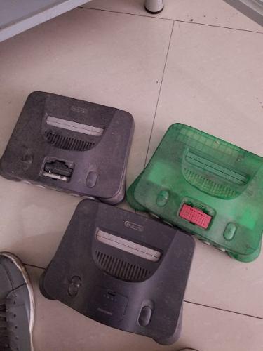 3 Nintendo 64 + 3 Controles + 14 Juegos + 2 Spechun Pack