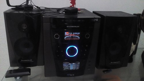 Equipo De Sonido Cyberlux 2 Cornetas Mas Control.buen Estado