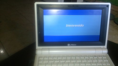 Mini Lapto Utech Ux80-wht