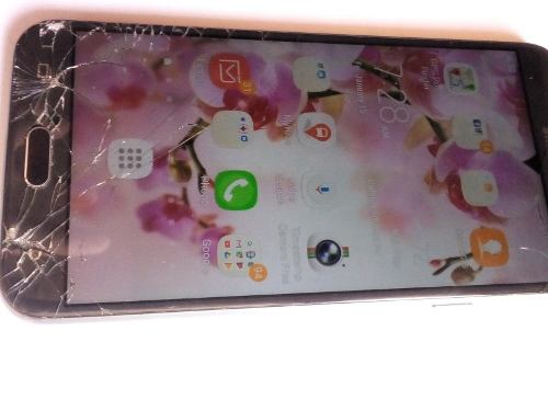 Teléfono Samsung J7 Con Táctil Dañado