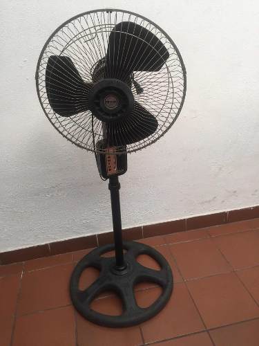 Ventilador Taurus Con Pedestal