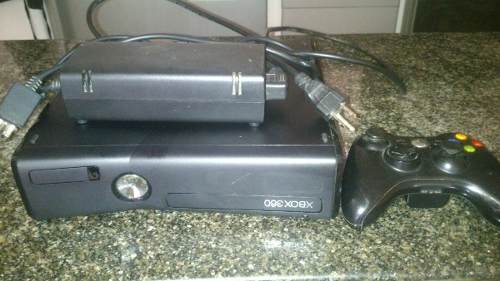 Xbox 360 Slim 4gb Microsoft