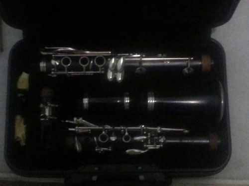 Clarinete Profesional Yamaha Con Su Maletin (200) Norteños