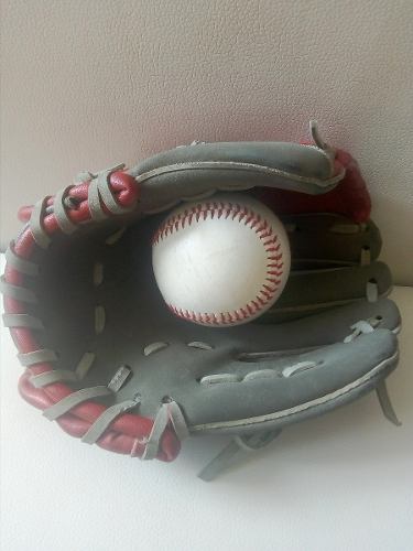 Guante De Béisbol Marca Tamanaco 9 Pulgadas Y Pelota