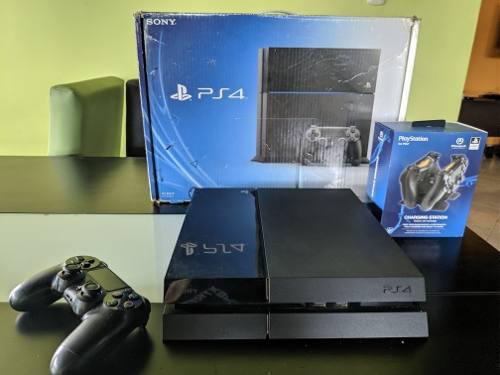 Ps4 500 Gb + 1 Control + Charging Station