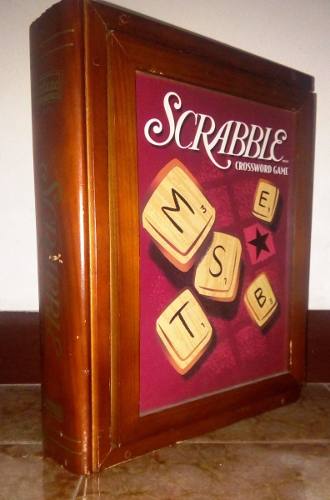Juego De Mesa Scrabble En Caja De Madera
