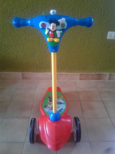 Monopatin Infantil De Mickey Mouse Disney Con Luces Y Sonido