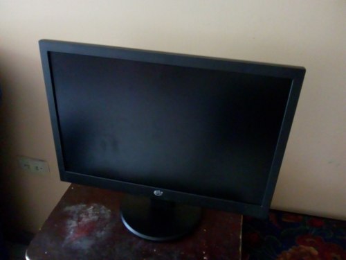 Monitor Led Vic 19 Widescreen Impecable Certificado