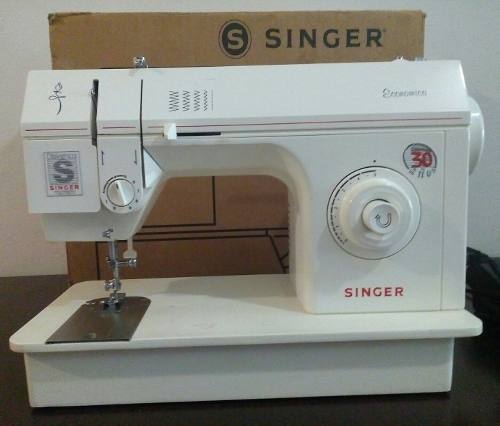 Oferta En Maquina De Coser Singer, Muy Poco Uso!